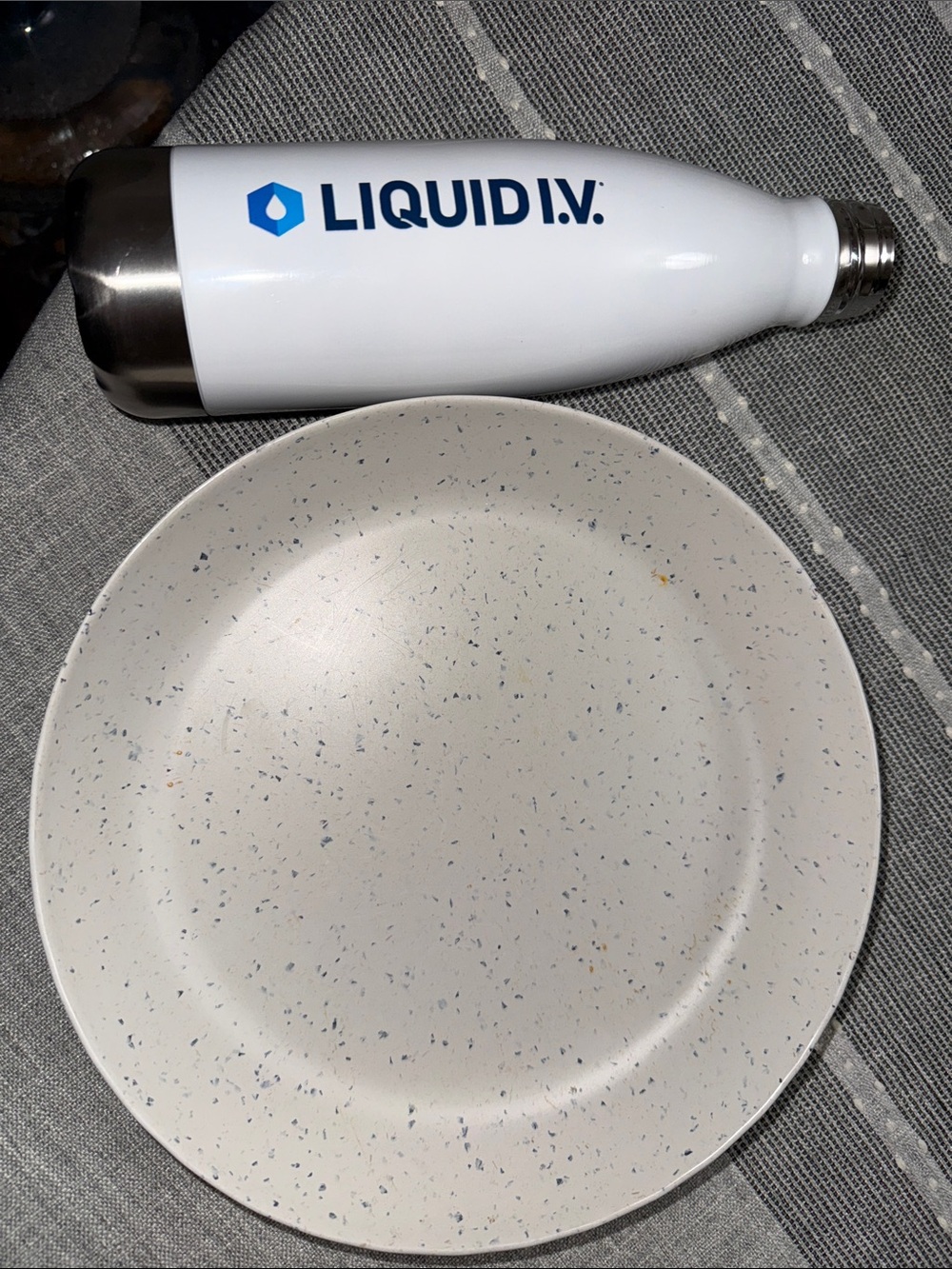 Liquid I.V. White Insulated Stainless Water Bottle - Branded Hydration Bottle